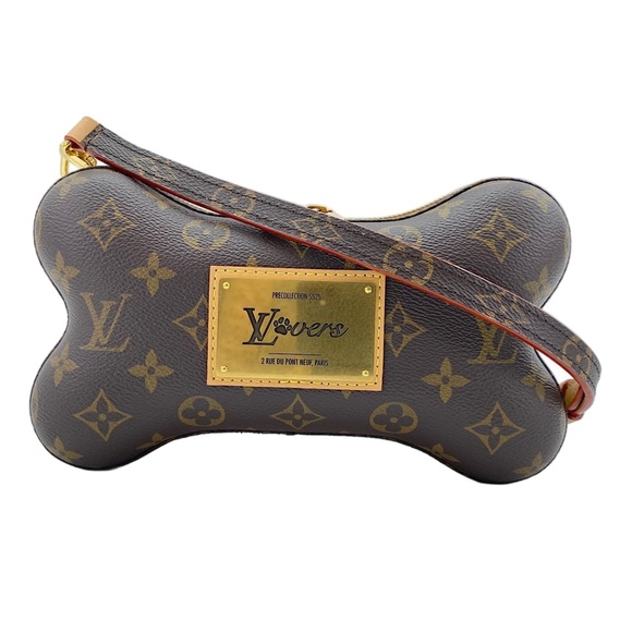 LOUIS VUITTON Handbags - Louis Vuitton Bone Wearable Wallet Shoulder Bag, Brown